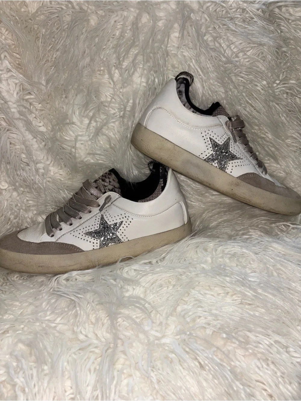 Gianni Bini White Sneakers with Silver Glitter Star